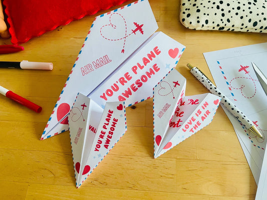 Paper Airplane Valentine Printable Card (4 designs in 2 sizes)